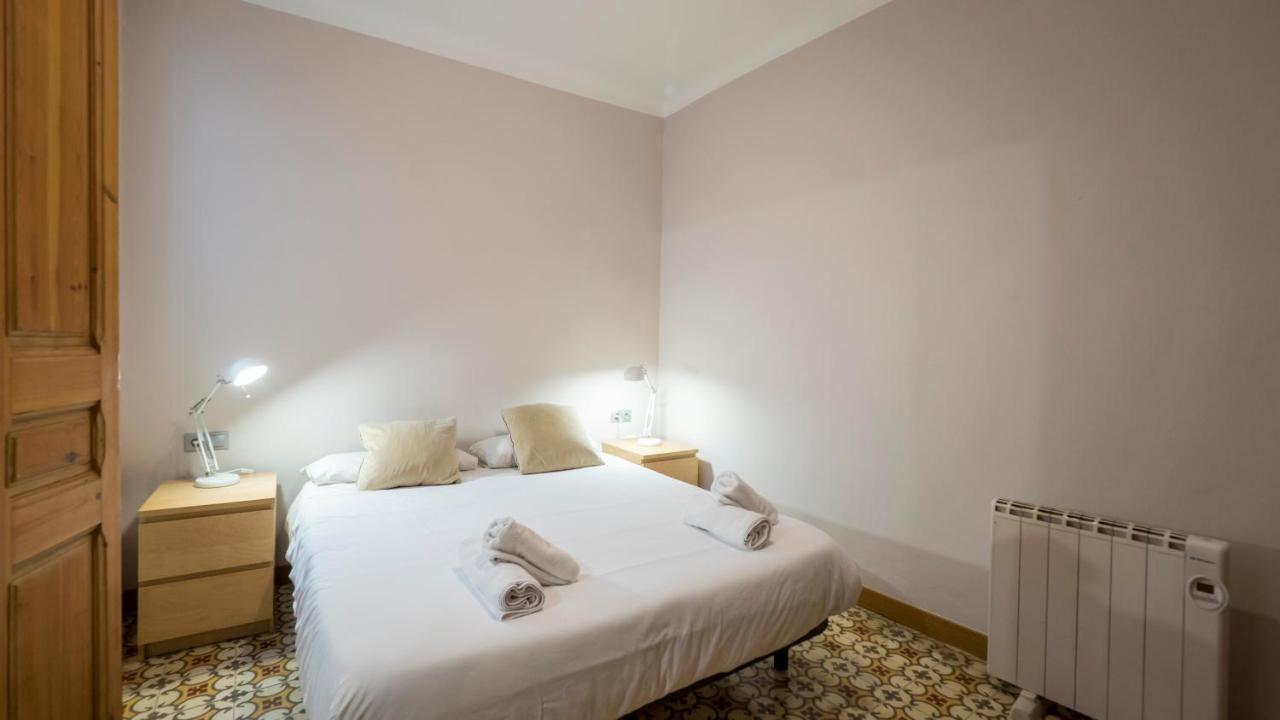 Acogedor Apartamento De 2 Dormitorios Барселона Экстерьер фото