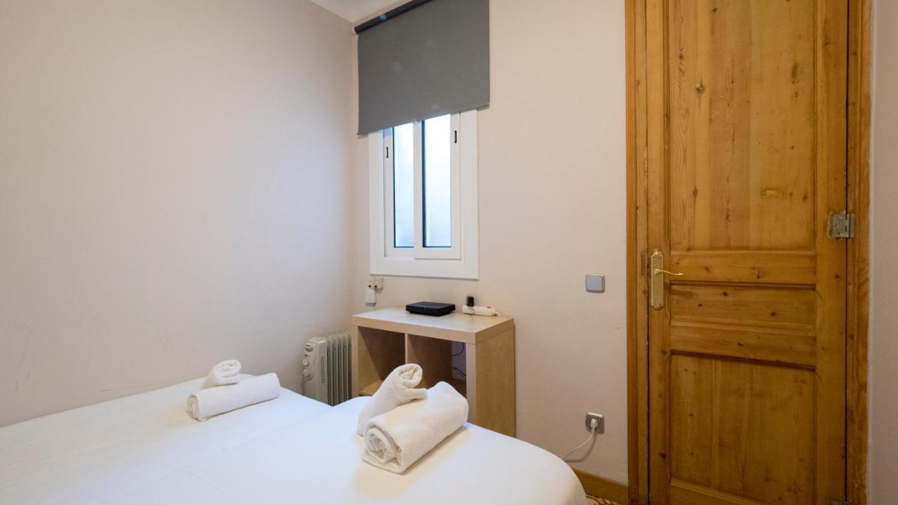 Acogedor Apartamento De 2 Dormitorios Барселона Экстерьер фото